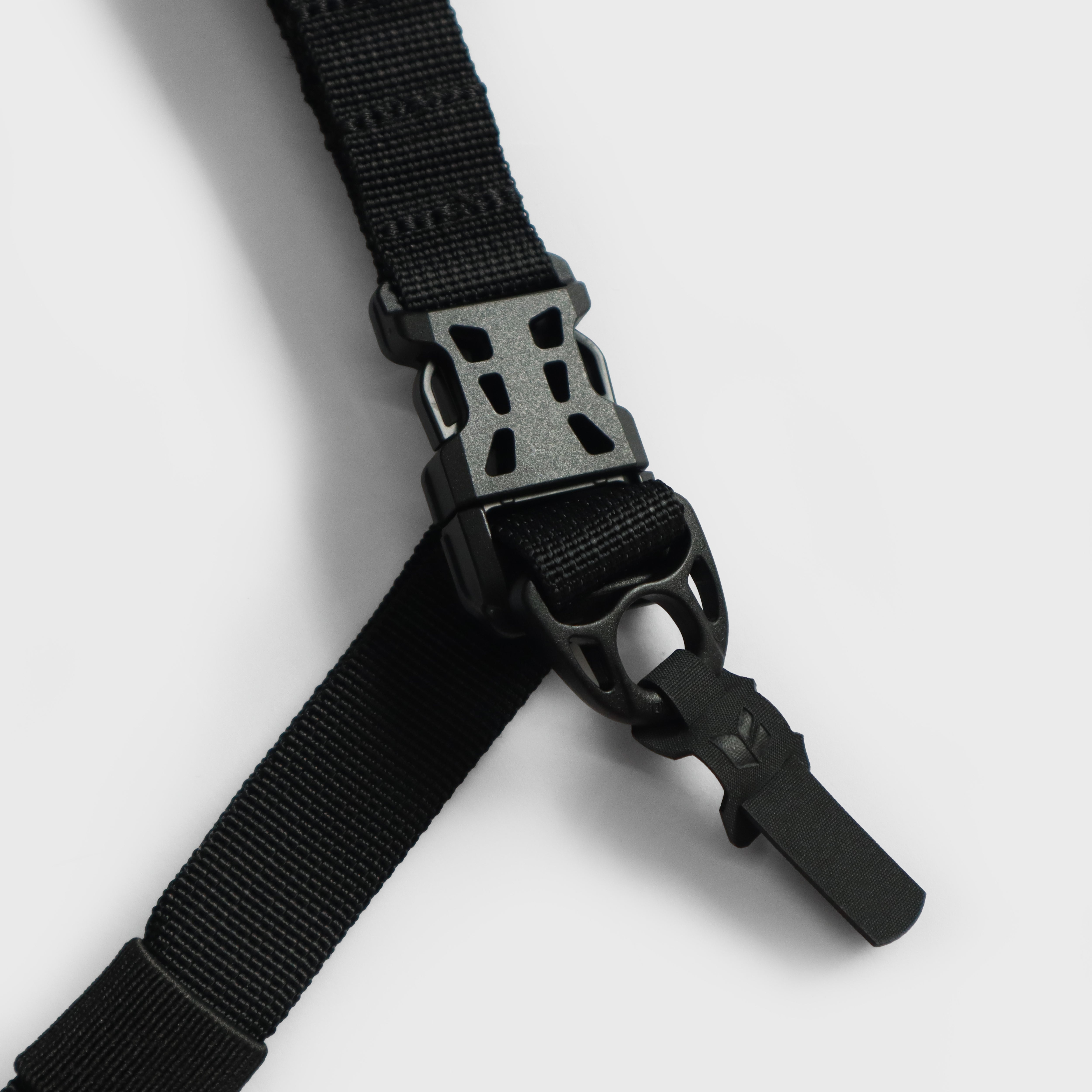 DOUBLE NAME PROJECT III - ANNEX LINER II-平板斜背包