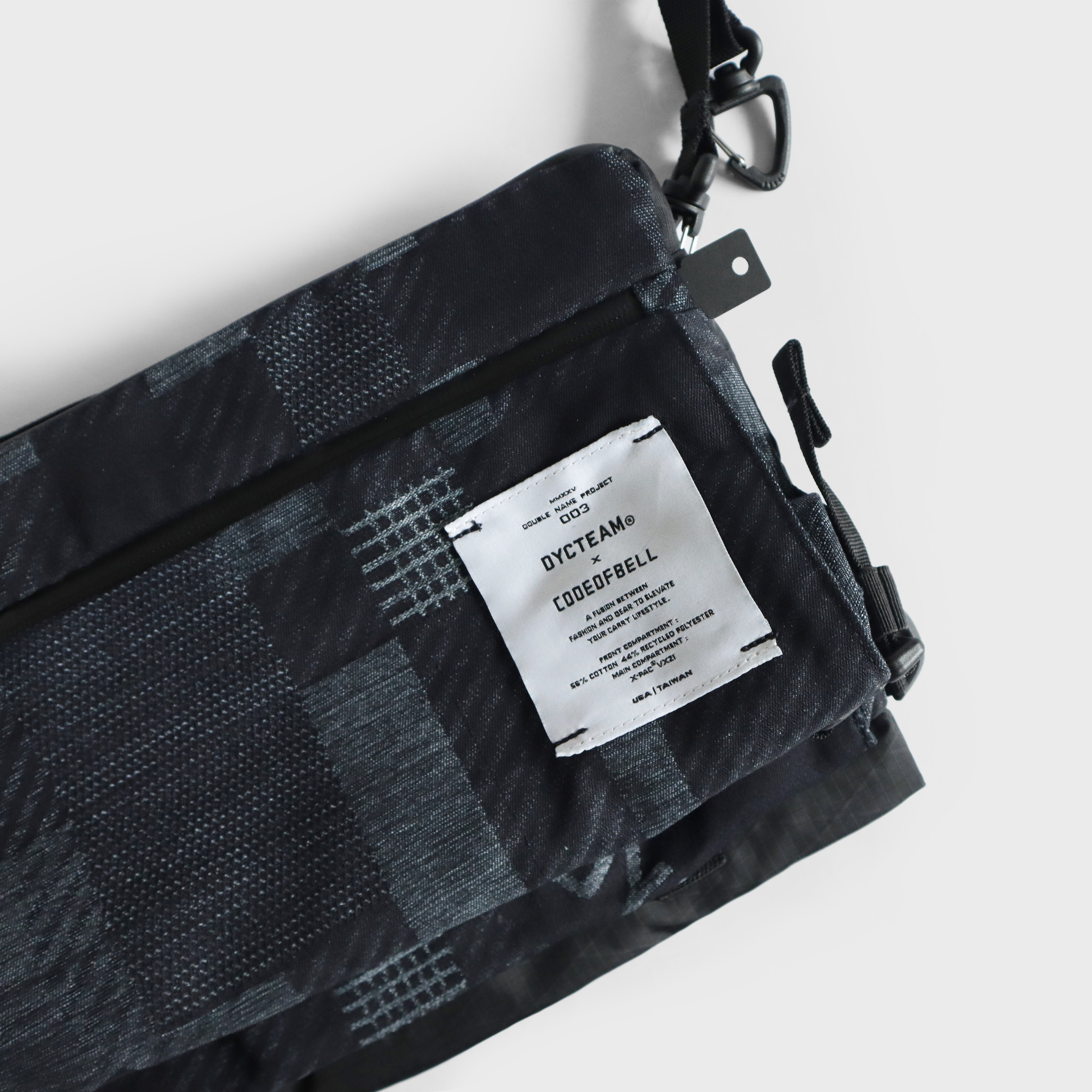 DOUBLE NAME PROJECT III - ANNEX LINER II-平板斜背包