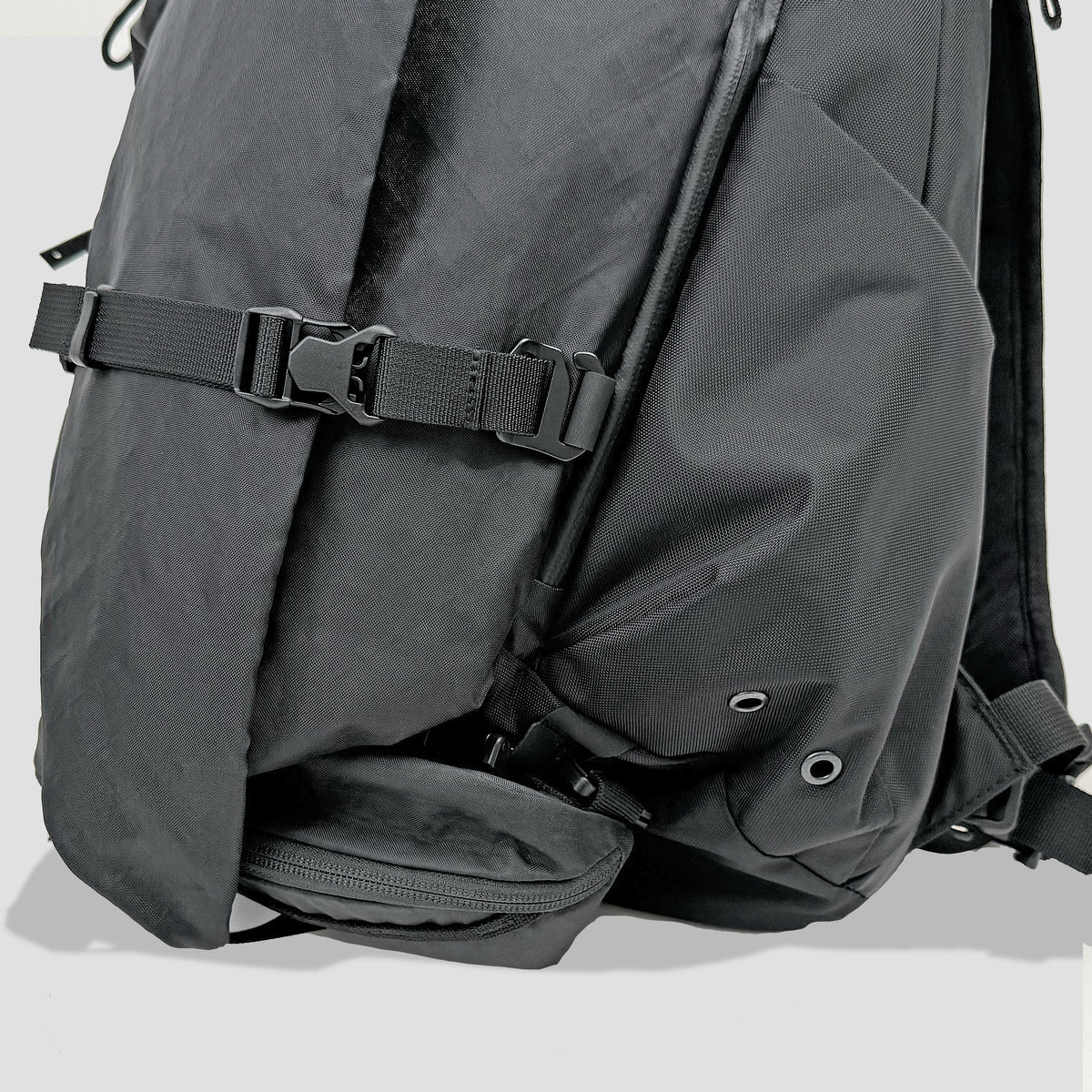 ANNEX POUCH