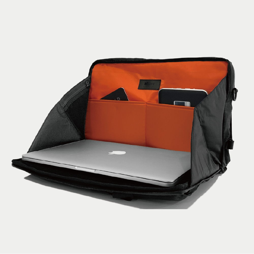 APEX LINER MAX - Laptop Crossbody Bag 