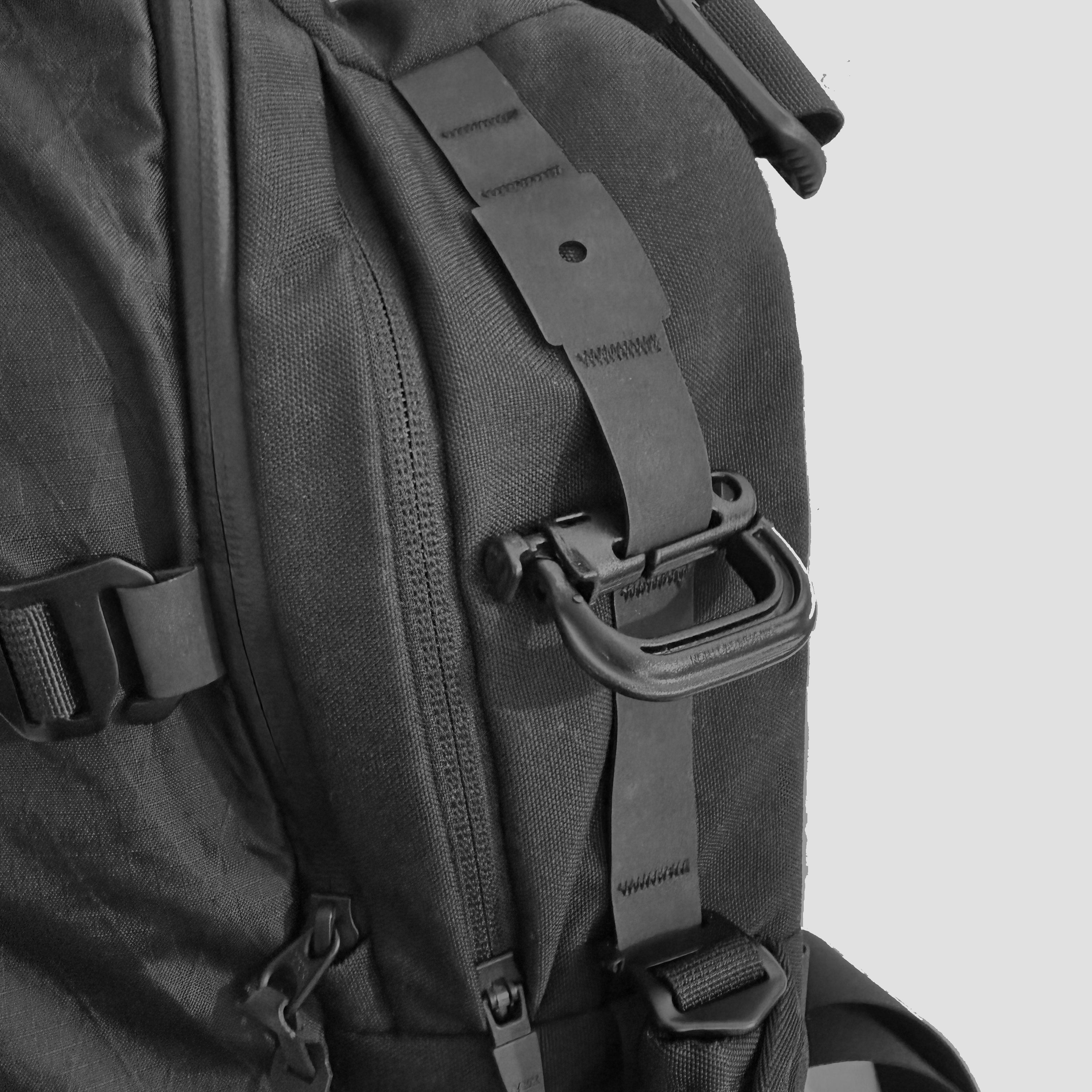 GrimLoc｜Tactical D-Ring Clip (Lightweight High-Strength D-Ring)