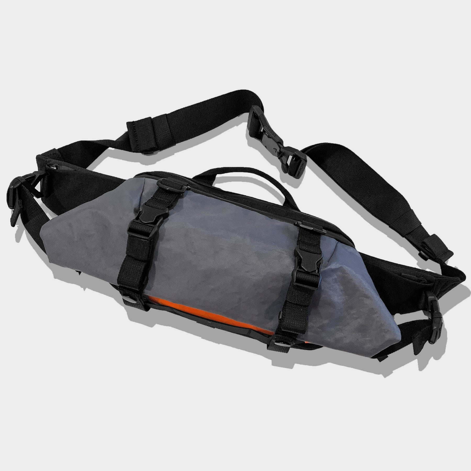 X-POD II - Classic Belt Bag Two-Color Collection