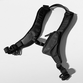 COFB強化雙肩背帶，可安裝拆卸於X-PAK EVO；APEX LINER PRO，隨時調整後背包模式。