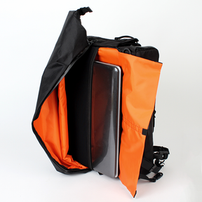 X-CASE－大容量三用包可以容納16吋筆電，搭配42升大容量，是攝影與專業工作者的愛不釋手的機能三用包款